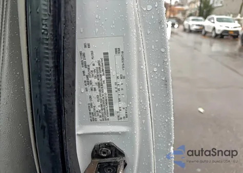 2009 Ford Econoline E350 Super Duty Wagon from USA, damaged, VIN 1FBSS31LX9DA03723